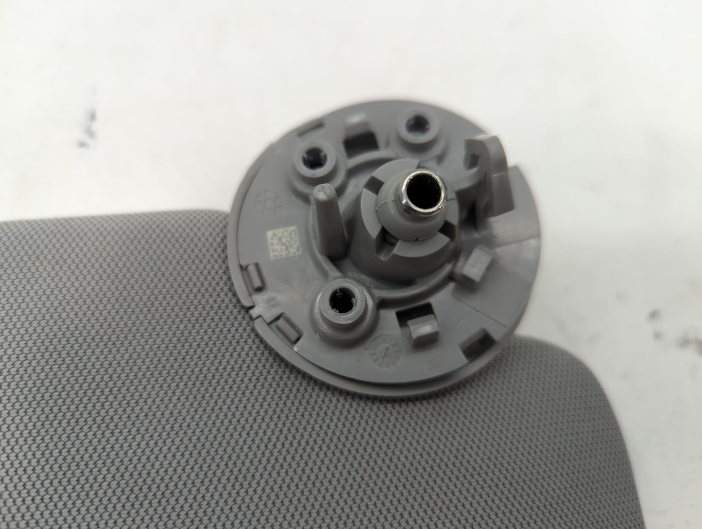 2017-2020 Chevrolet Trax Sun Visor Shade Replacement Passenger Right Mirror Fits Fits 2017 2018 2019 2020 OEM Used Auto Part