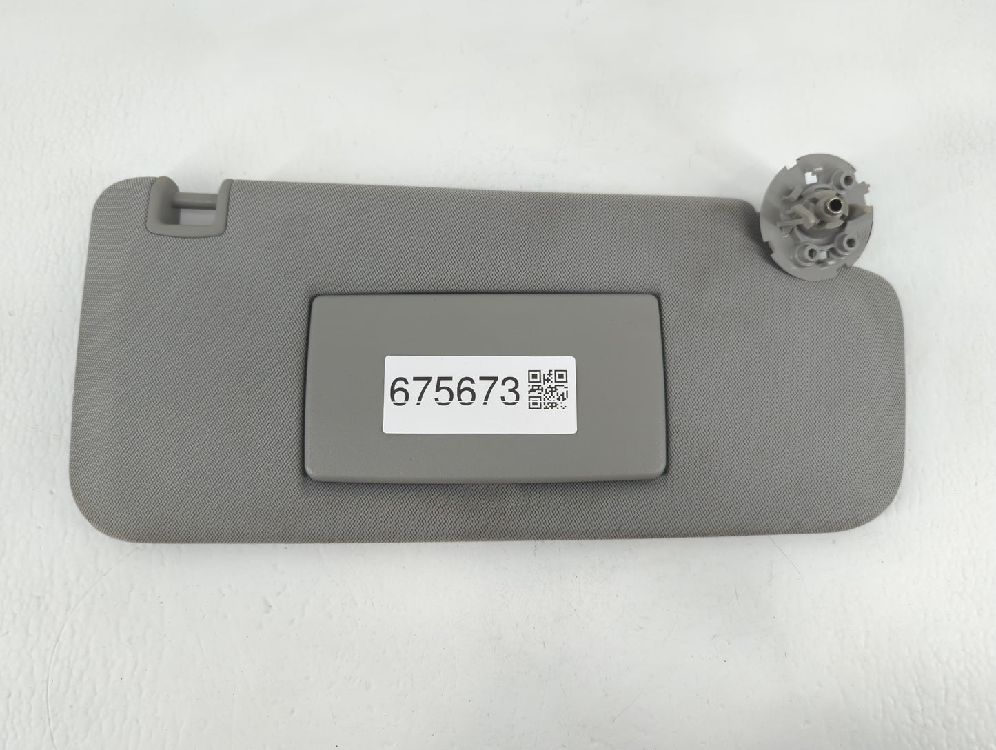 2017-2021 Chevrolet Trax Sun Visor Shade Replacement Passenger Right Mirror Fits Fits 2017 2018 2019 2020 2021 OEM Used Auto