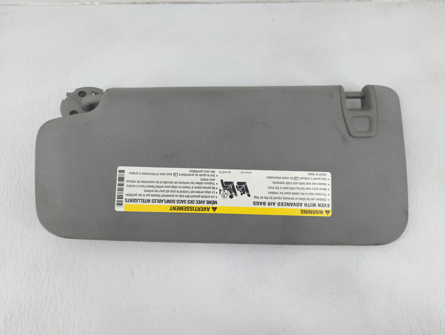 2017-2021 Chevrolet Trax Sun Visor Shade Replacement Passenger Right Mirror Fits Fits 2017 2018 2019 2020 2021 OEM Used Auto