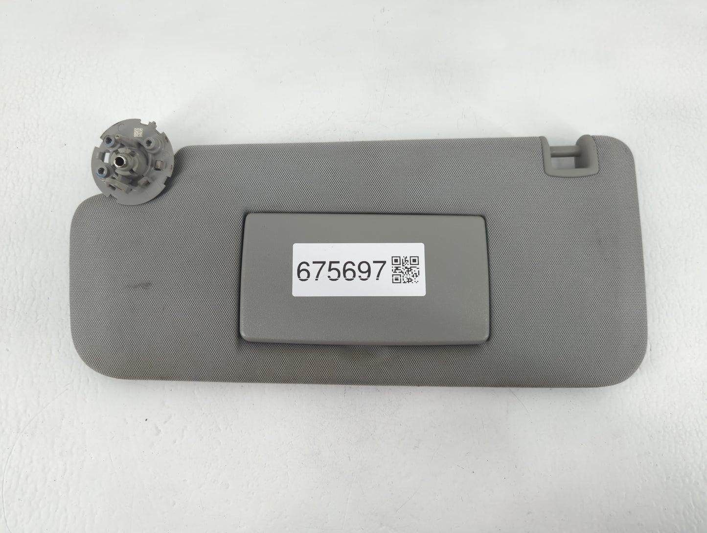 2017-2021 Chevrolet Trax Sun Visor Shade Replacement Driver Left Mirror Fits Fits 2017 2018 2019 2020 2021 OEM Used Auto Par