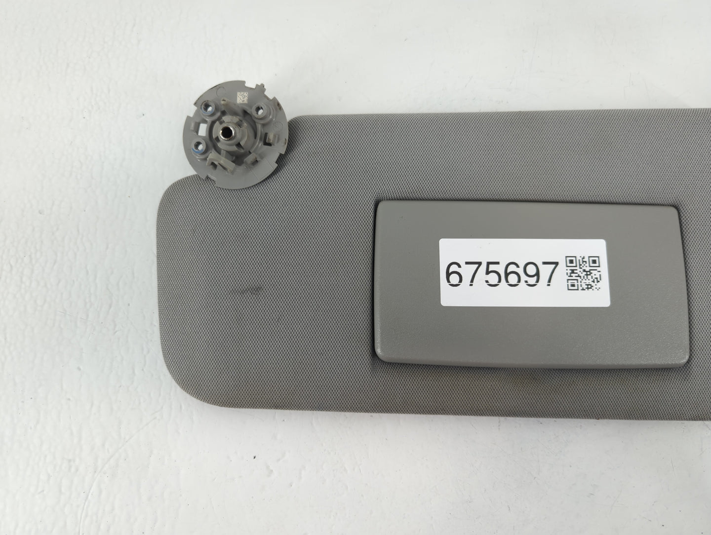 2017-2021 Chevrolet Trax Sun Visor Shade Replacement Driver Left Mirror Fits Fits 2017 2018 2019 2020 2021 OEM Used Auto Par