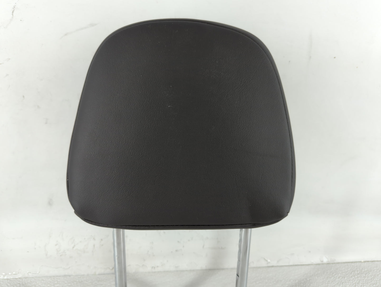 2015-2021 Chevrolet Trax Headrest Head Rest Rear Seat Black - Oemusedautoparts1.com
