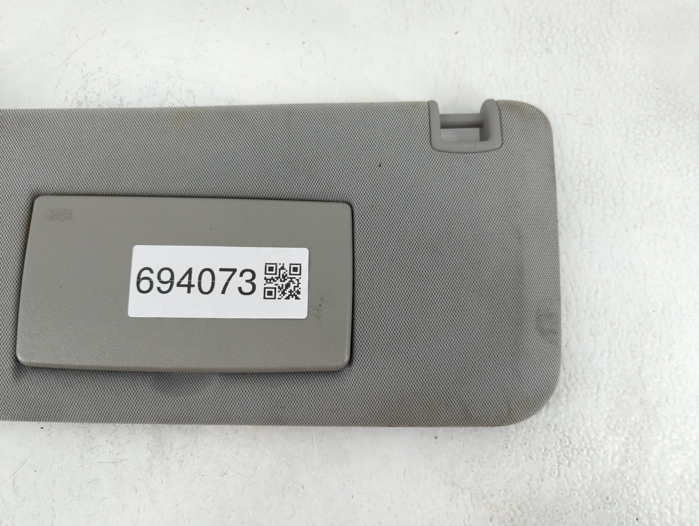 2017-2021 Chevrolet Trax Sun Visor Shade Replacement Driver Left Mirror Fits Fits 2017 2018 2019 2020 2021 OEM Used Auto Par