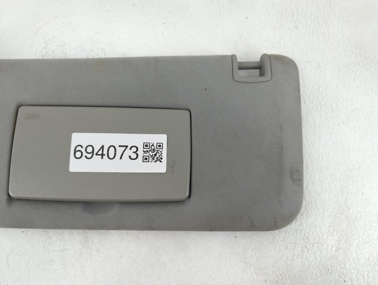 2017-2021 Chevrolet Trax Sun Visor Shade Replacement Driver Left Mirror Fits Fits 2017 2018 2019 2020 2021 OEM Used Auto Par