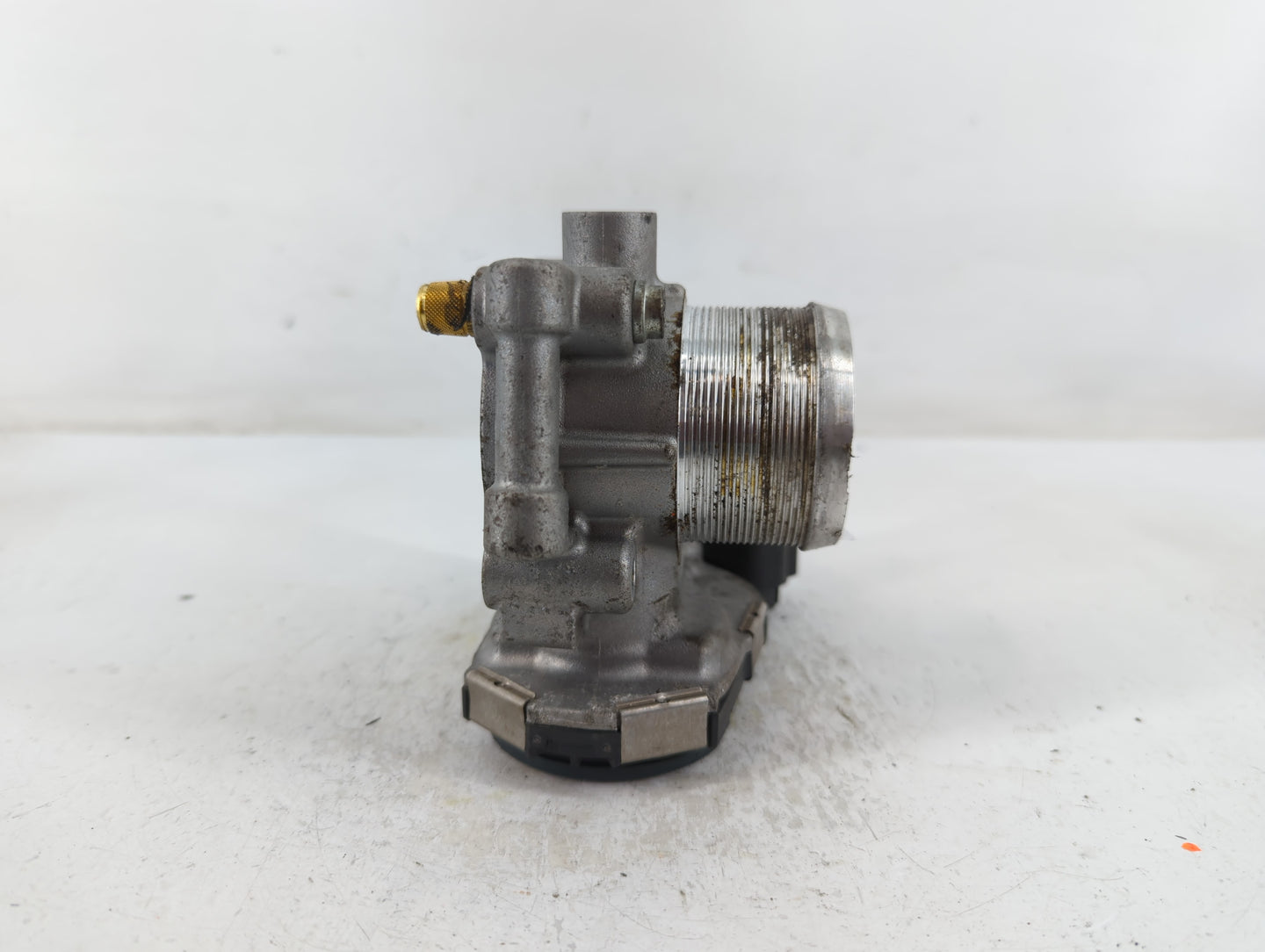2013-2021 Chevrolet Trax Throttle Body P/N:0 280 750 499 55 565 489 Fits OEM Used Auto Parts - Oemusedautoparts1.com