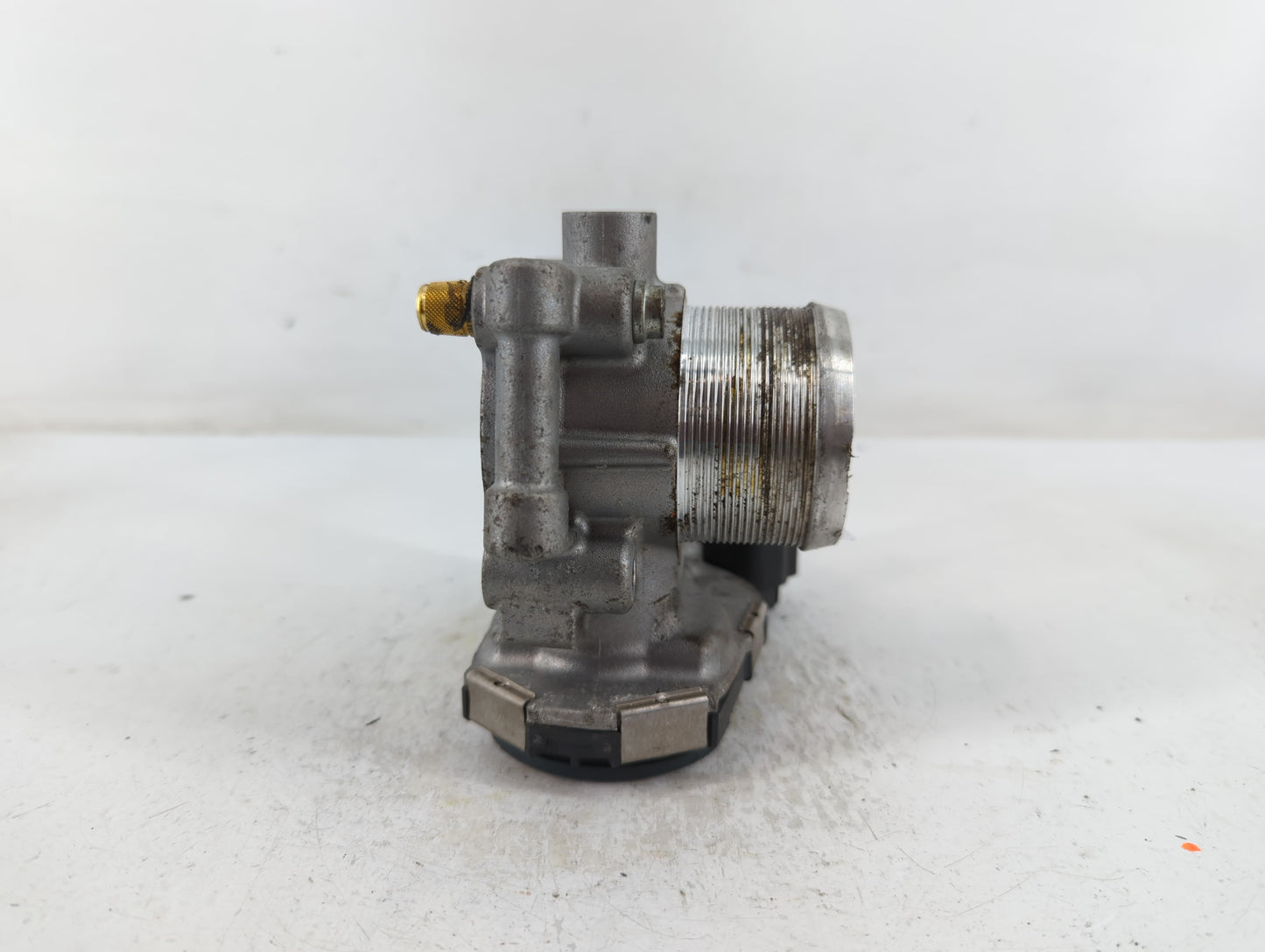 2013-2021 Chevrolet Trax Throttle Body P/N:0 280 750 499 55 565 489 Fits OEM Used Auto Parts - Oemusedautoparts1.com