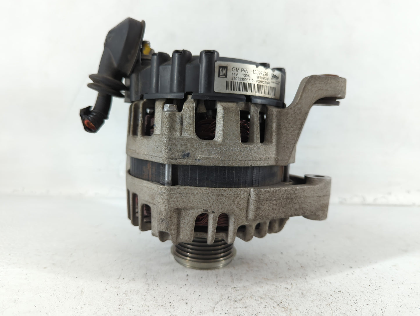 2013-2021 Chevrolet Trax Alternator Replacement Generator Charging Assembly Engine OEM P/N:13597226 Fits OEM Used Auto Parts