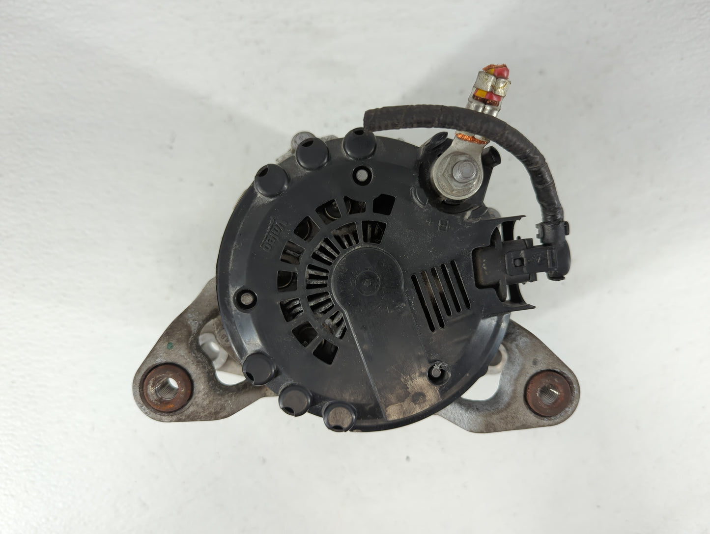 2013-2021 Chevrolet Trax Alternator Replacement Generator Charging Assembly Engine OEM P/N:13597226 Fits OEM Used Auto Parts