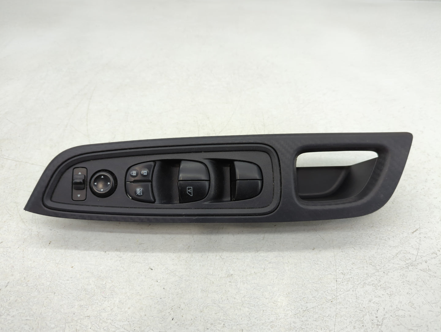 2017-2021 Chevrolet Trax Master Power Window Switch Replacement Driver Side Left P/N:25570 5RA0A AAA1037 Fits OEM Used Auto 