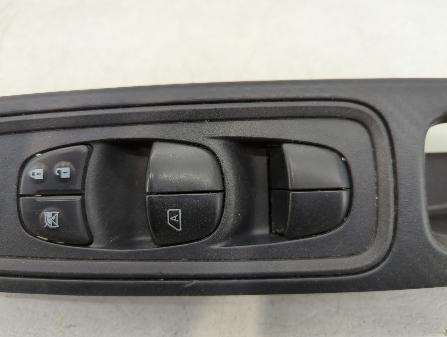 2017-2021 Chevrolet Trax Master Power Window Switch Replacement Driver Side Left P/N:25570 5RA0A AAA1037 Fits OEM Used Auto 