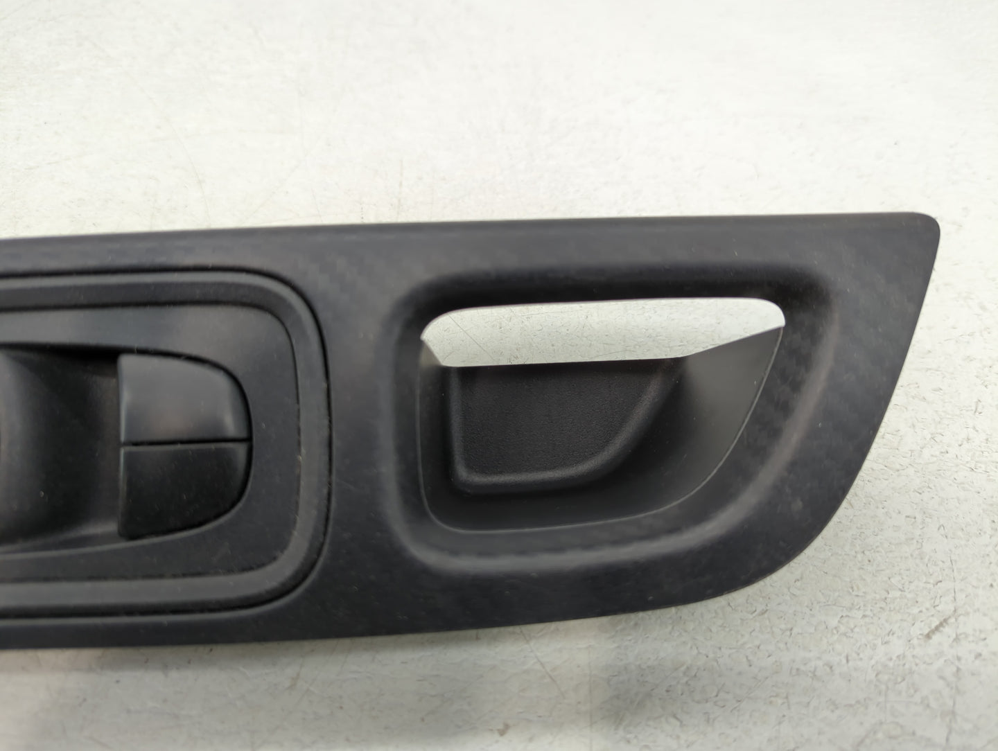 2017-2021 Chevrolet Trax Master Power Window Switch Replacement Driver Side Left P/N:25570 5RA0A AAA1037 Fits OEM Used Auto 