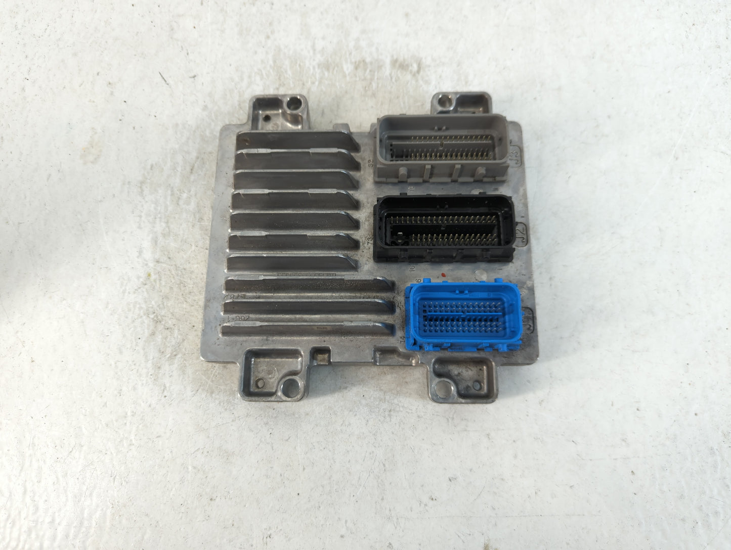 2017-2021 Chevrolet Trax PCM Engine Control Computer ECU ECM PCU OEM P/N:12695536 12692201 Fits Fits 2017 2018 2019 2020 202