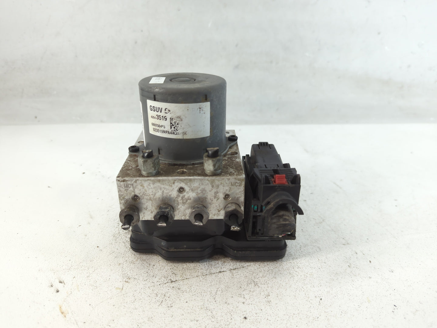 2017-2021 Chevrolet Trax ABS Pump Control Module Replacement P/N:42643519 Fits Fits 2017 2018 2019 2020 2021 OEM Used Auto P