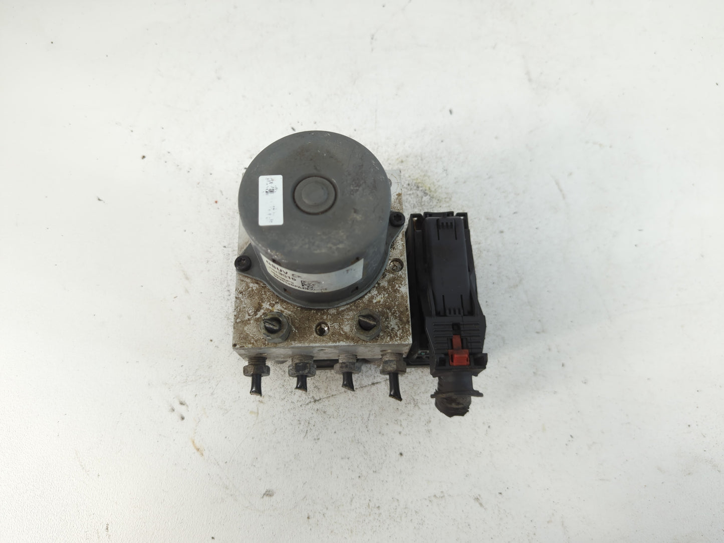 2017-2021 Chevrolet Trax ABS Pump Control Module Replacement P/N:42643519 Fits Fits 2017 2018 2019 2020 2021 OEM Used Auto P