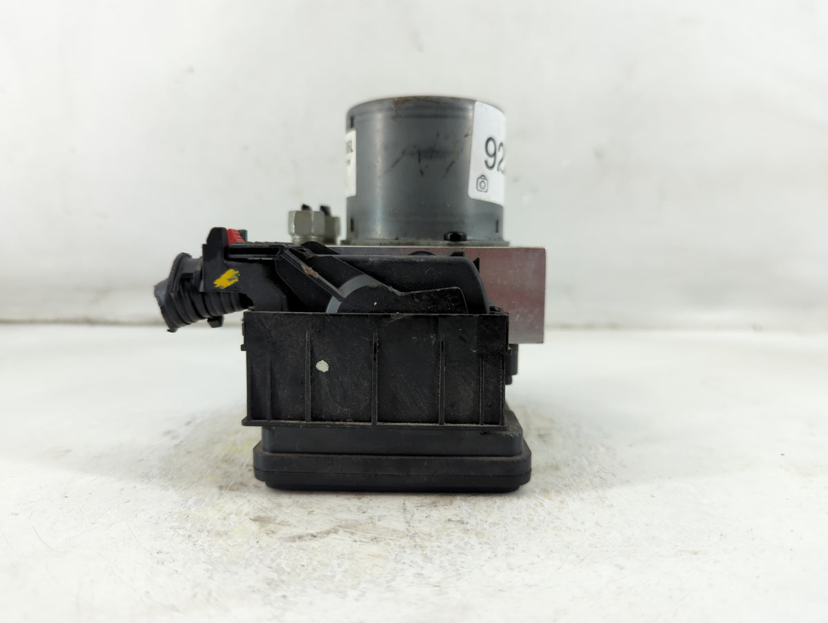 2017-2020 Chevrolet Trax Anti-Lock Brake ABS Pump Module Actuator OEM P/N:42643519 Fits Fits 2017 2018 2019 2020 OEM Used Au