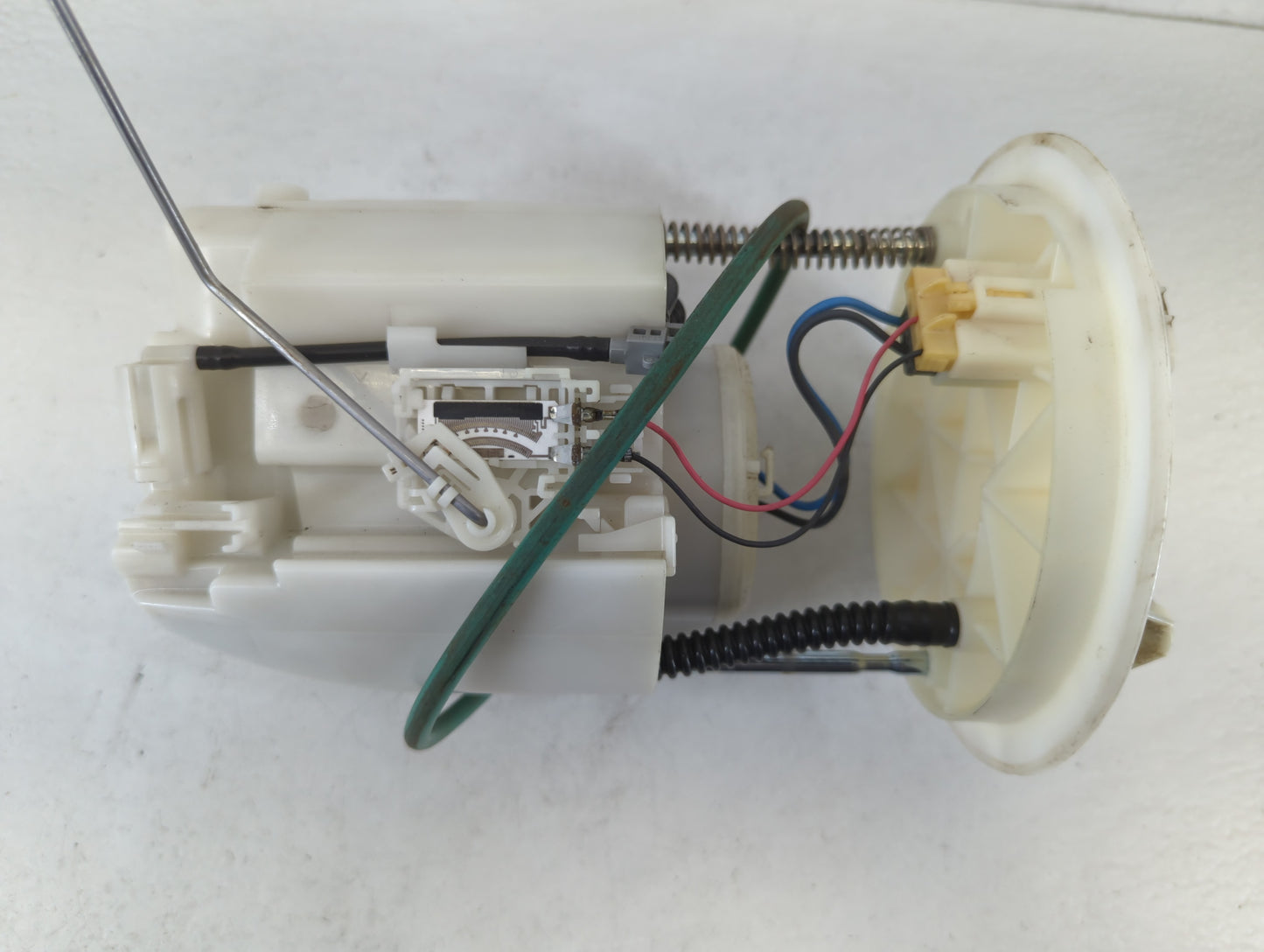 2019 Chrysler 200 Electrical Gas Fuel Pump Assembly - Oemusedautoparts1.com