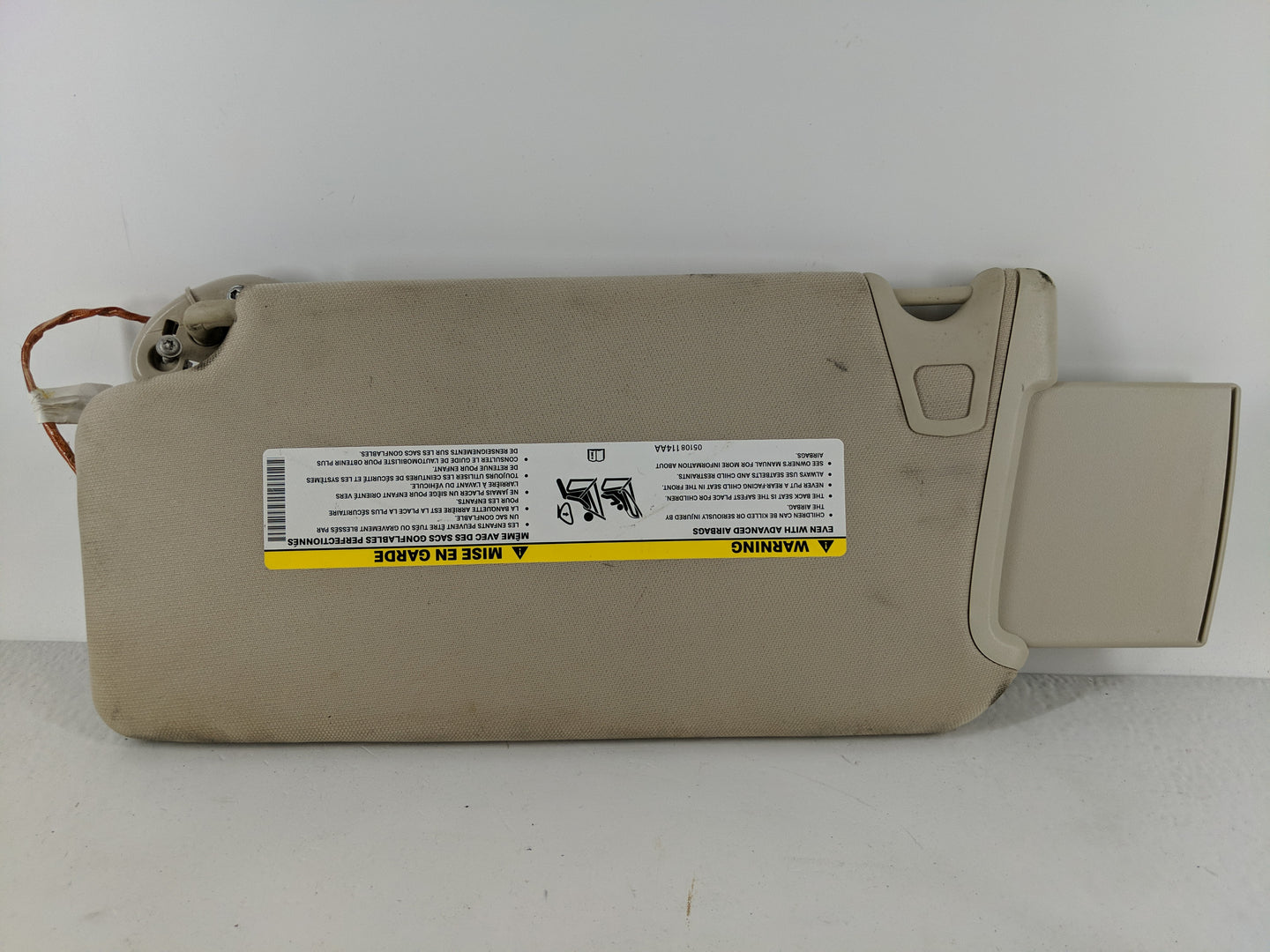 2015-2022 Chrysler 300 Sun Visor Shade Replacement Passenger Right Mirror Fits Fits 2015 2016 2017 2018 2019 2020 2021 2022 
