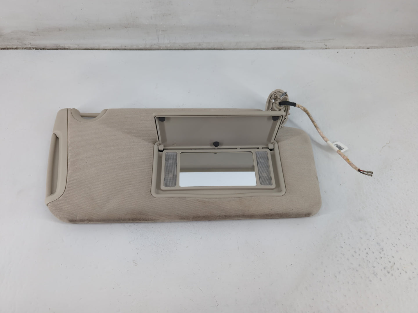 2015-2022 Chrysler 300 Sun Visor Shade Replacement Passenger Right Mirror Fits Fits 2015 2016 2017 2018 2019 2020 2021 2022 