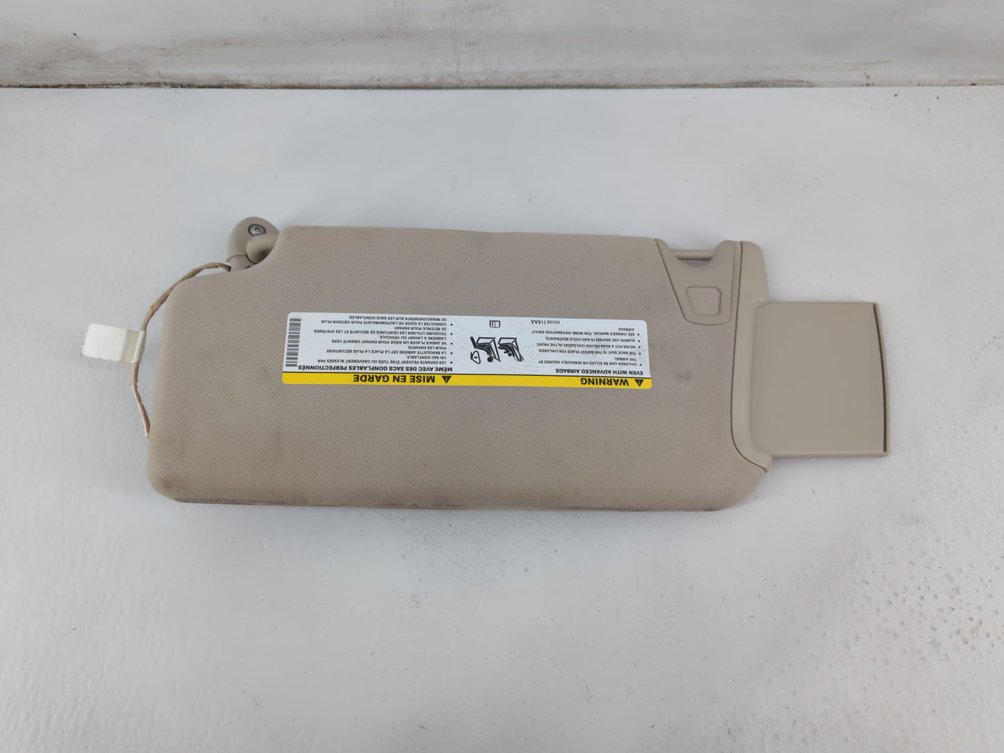 2015-2022 Chrysler 300 Sun Visor Shade Replacement Passenger Right Mirror Fits Fits 2015 2016 2017 2018 2019 2020 2021 2022 