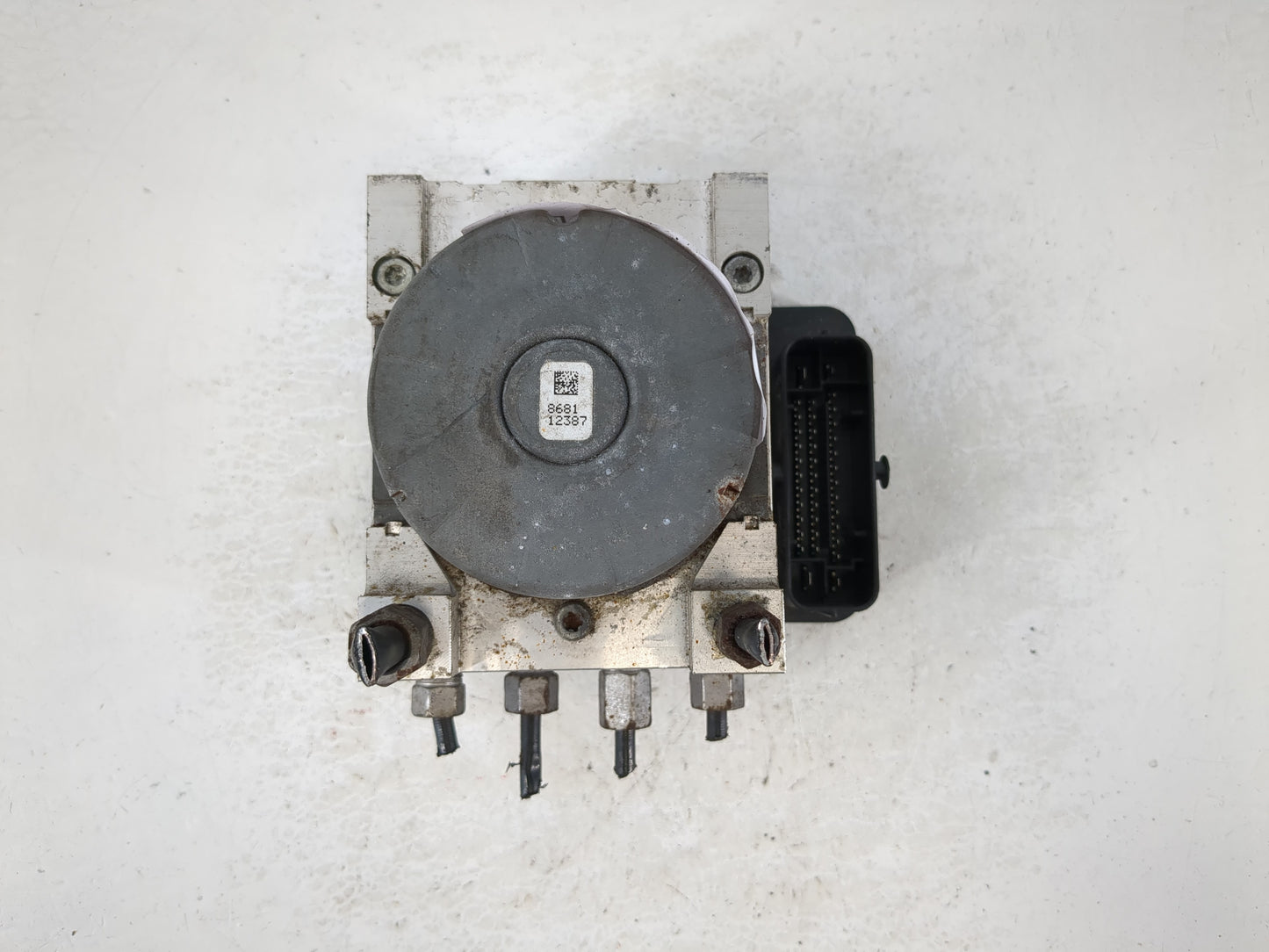 2018-2022 Chrysler 300 ABS Pump Control Module Replacement P/N:P68394697AD Fits Fits 2018 2019 2020 2021 2022 OEM Used Auto 