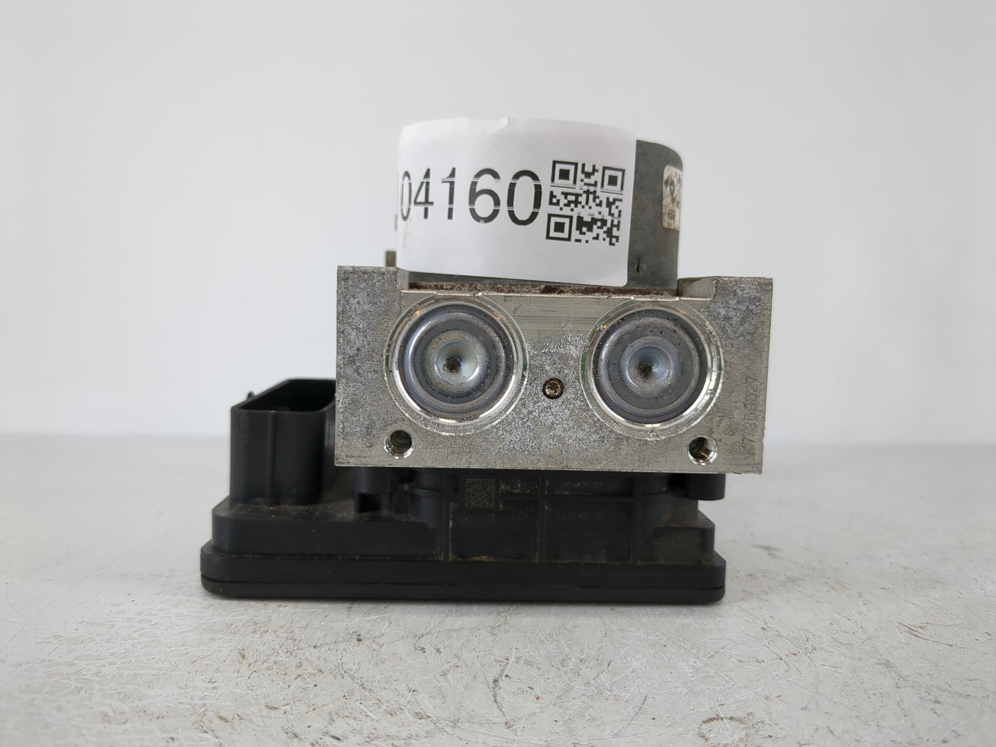 2018-2022 Chrysler 300 ABS Pump Control Module Replacement P/N:P68394697AD Fits Fits 2018 2019 2020 2021 2022 OEM Used Auto 