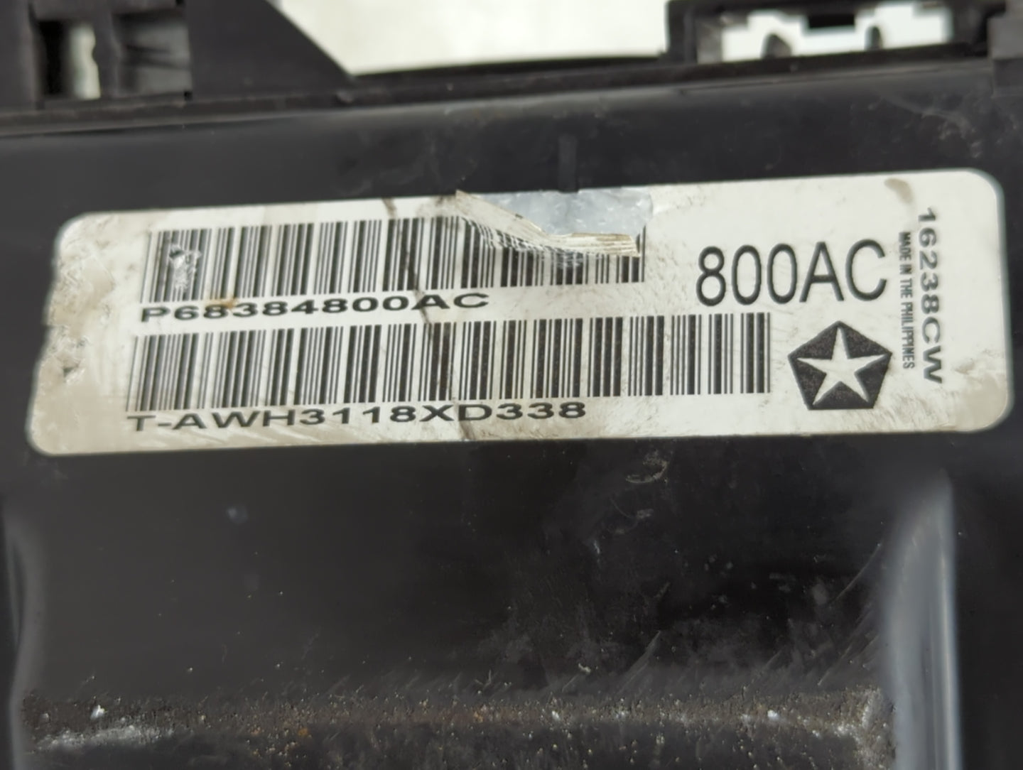 2019 Chrysler 300 Fusebox Fuse Box Panel Relay Module P/N:P68384800AC Fits OEM Used Auto Parts - Oemusedautoparts1.com