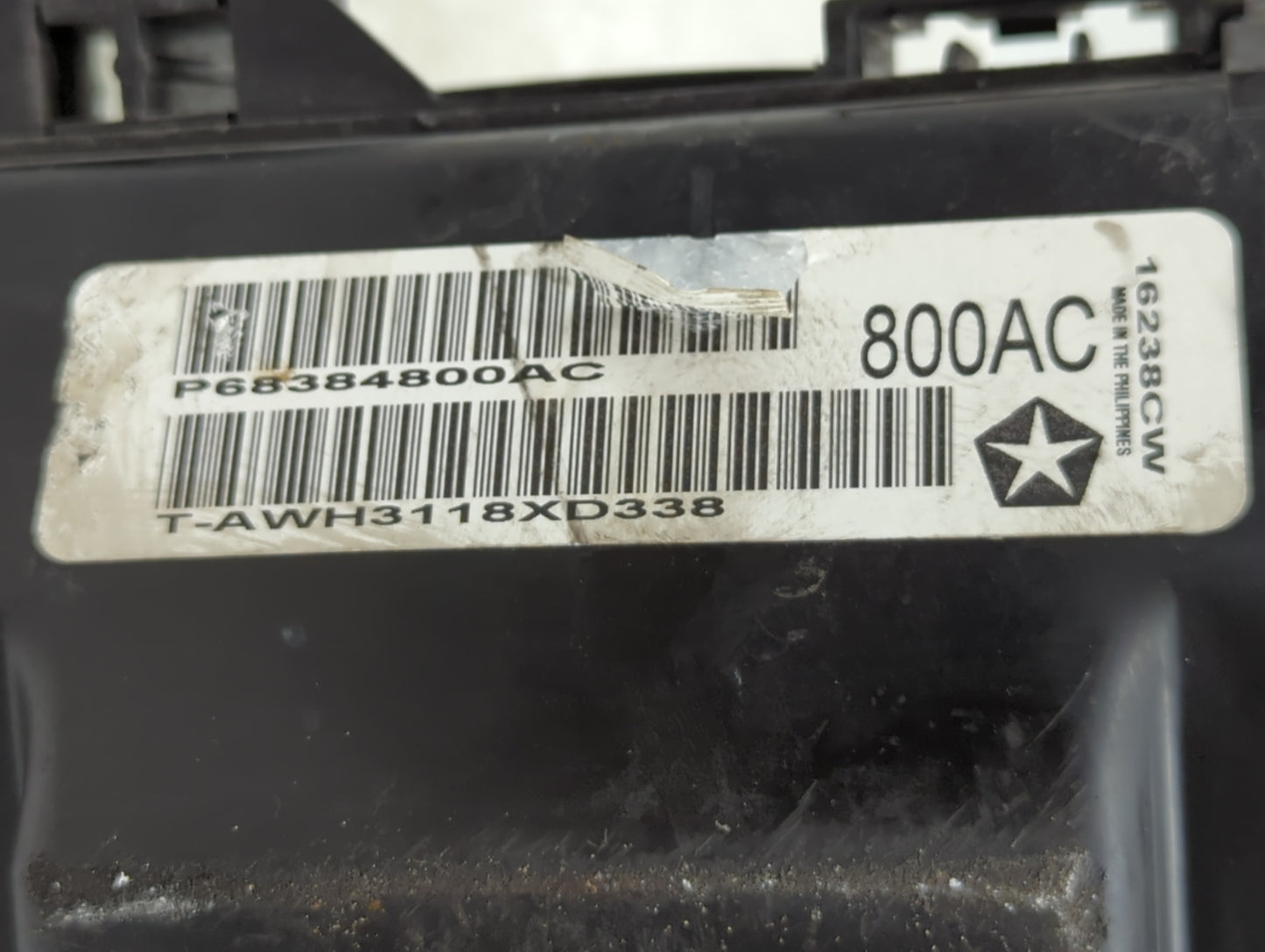 2019 Chrysler 300 Fusebox Fuse Box Panel Relay Module P/N:P68384800AC Fits OEM Used Auto Parts - Oemusedautoparts1.com