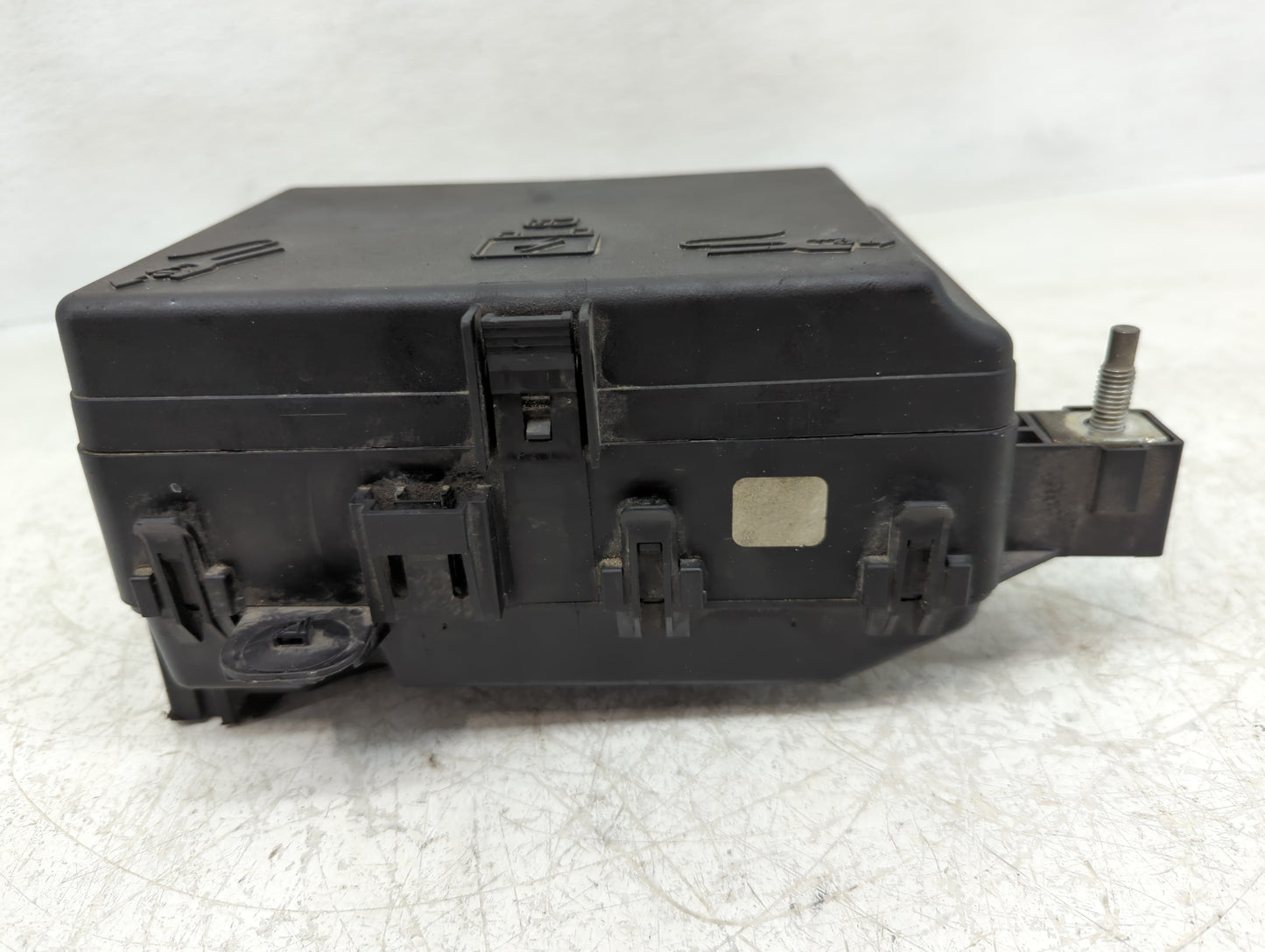 2019 Chrysler 300 Fusebox Fuse Box Panel Relay Module P/N:P68384800AC Fits OEM Used Auto Parts - Oemusedautoparts1.com