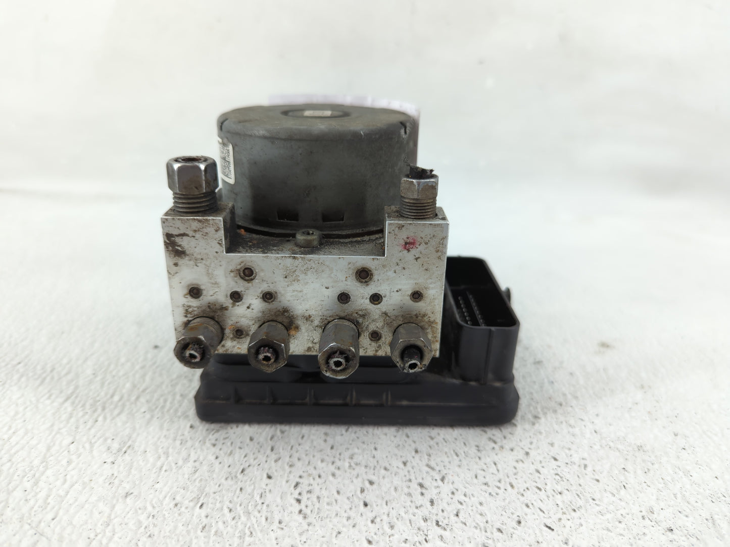 2018-2022 Chrysler 300 ABS Pump Control Module Replacement P/N:P68394697AD Fits Fits 2018 2019 2020 2021 2022 OEM Used Auto 