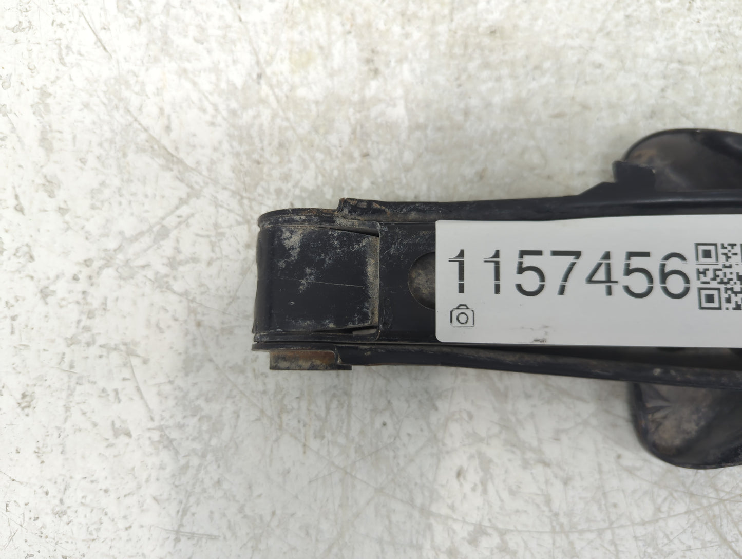 2019 Chrysler 300 Spare Scissor Car Jack - Oemusedautoparts1.com