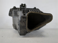 2011-2019 Chrysler 300 Air Cleaner Intake-duct Hose Tube - Oemusedautoparts1.com