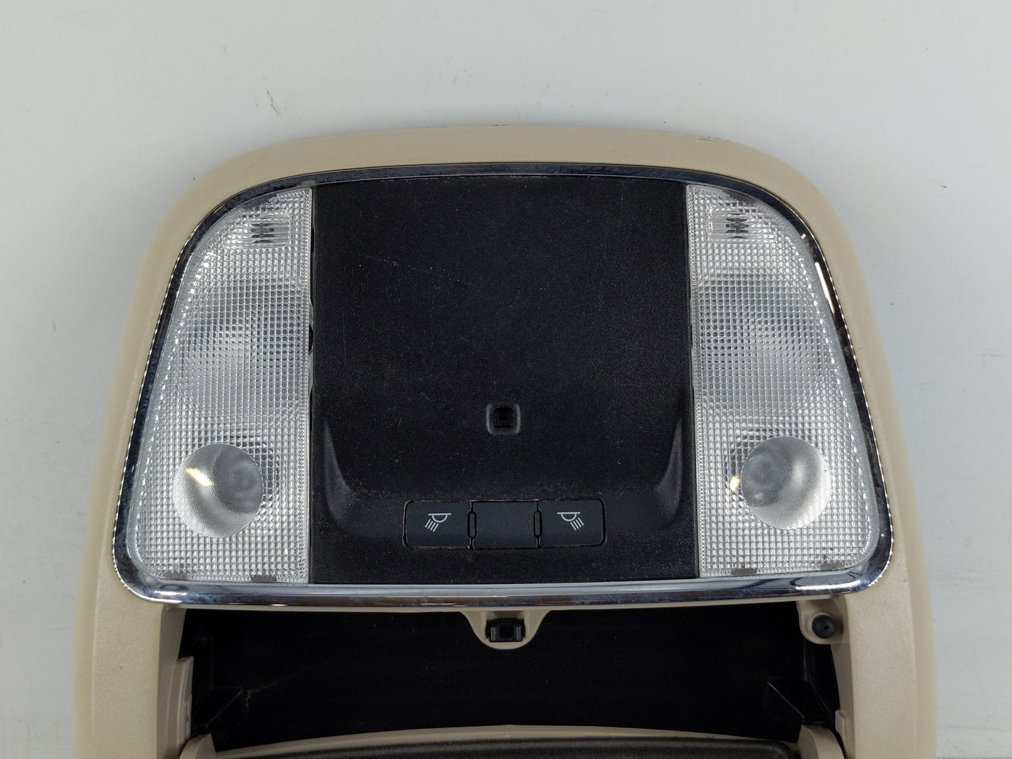 2019 Chrysler 300 Overhead Roof Console - Oemusedautoparts1.com