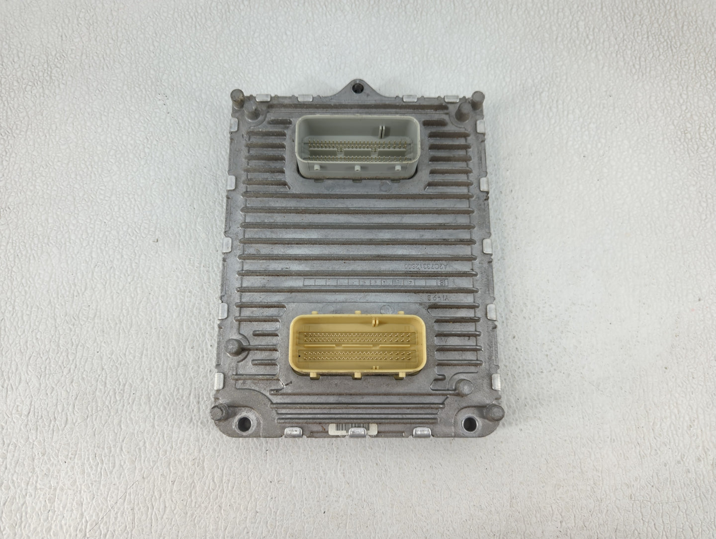 2018-2019 Chrysler 300 PCM Engine Control Computer ECU ECM PCU OEM P/N:P68330904AA Fits Fits 2018 2019 OEM Used Auto Parts -
