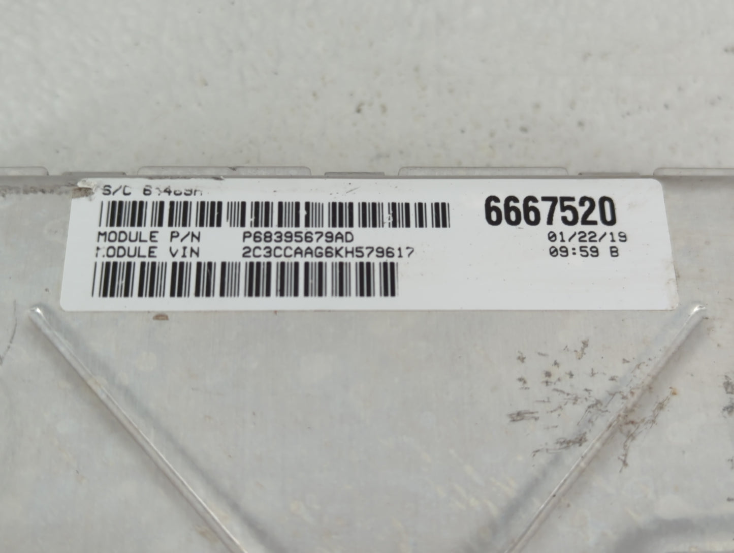 2018-2019 Chrysler 300 PCM Engine Control Computer ECU ECM PCU OEM P/N:P68330904AA Fits Fits 2018 2019 OEM Used Auto Parts -
