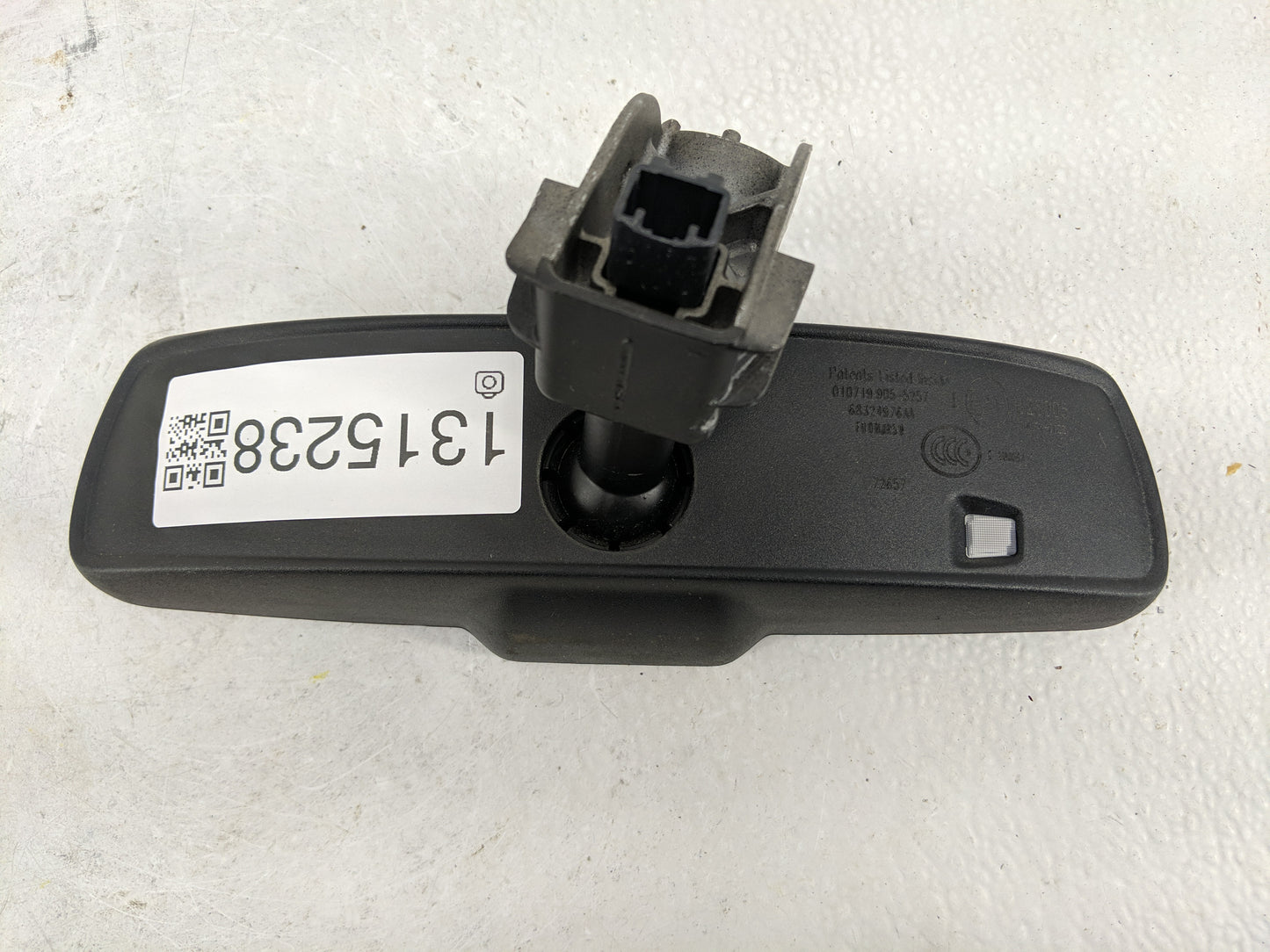 2017-2022 Chrysler 300 Interior Rear View Mirror Replacement OEM P/N:68324976AA Fits Fits 2017 2018 2019 2020 2021 2022 OEM 