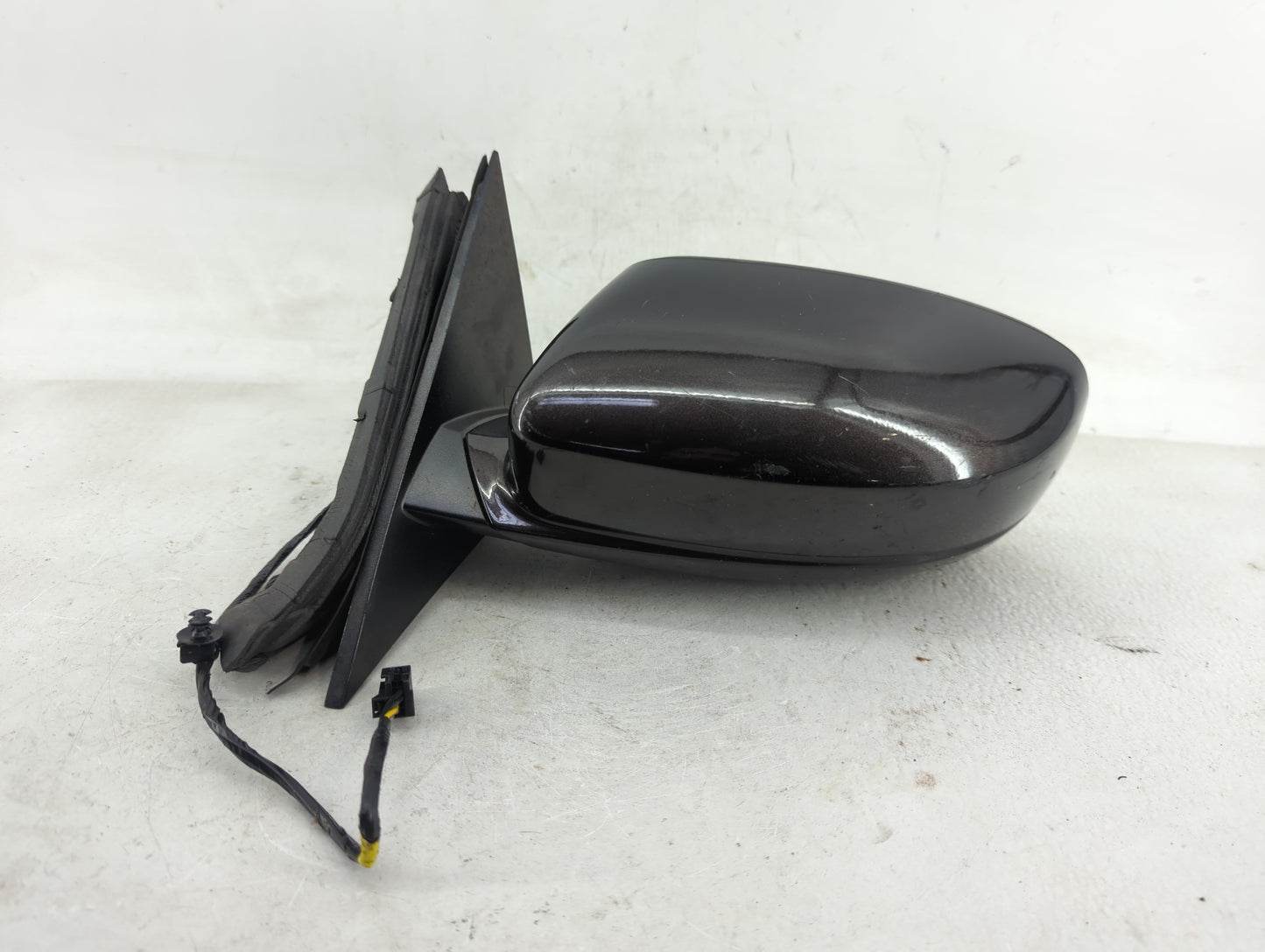2015-2022 Chrysler 300 Driver Side View Mirror - Left Door Mirror OEM Used - Oemusedautoparts1.com