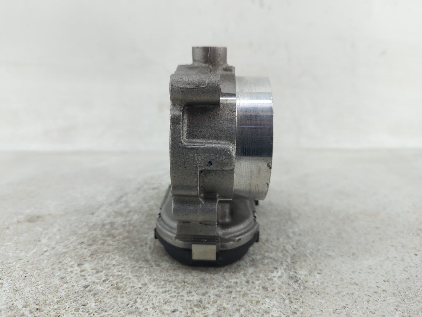 2011-2022 Chrysler 300 Throttle Body P/N:0 280 750 770 051843494AE Fits OEM Used Auto Parts - Oemusedautoparts1.com