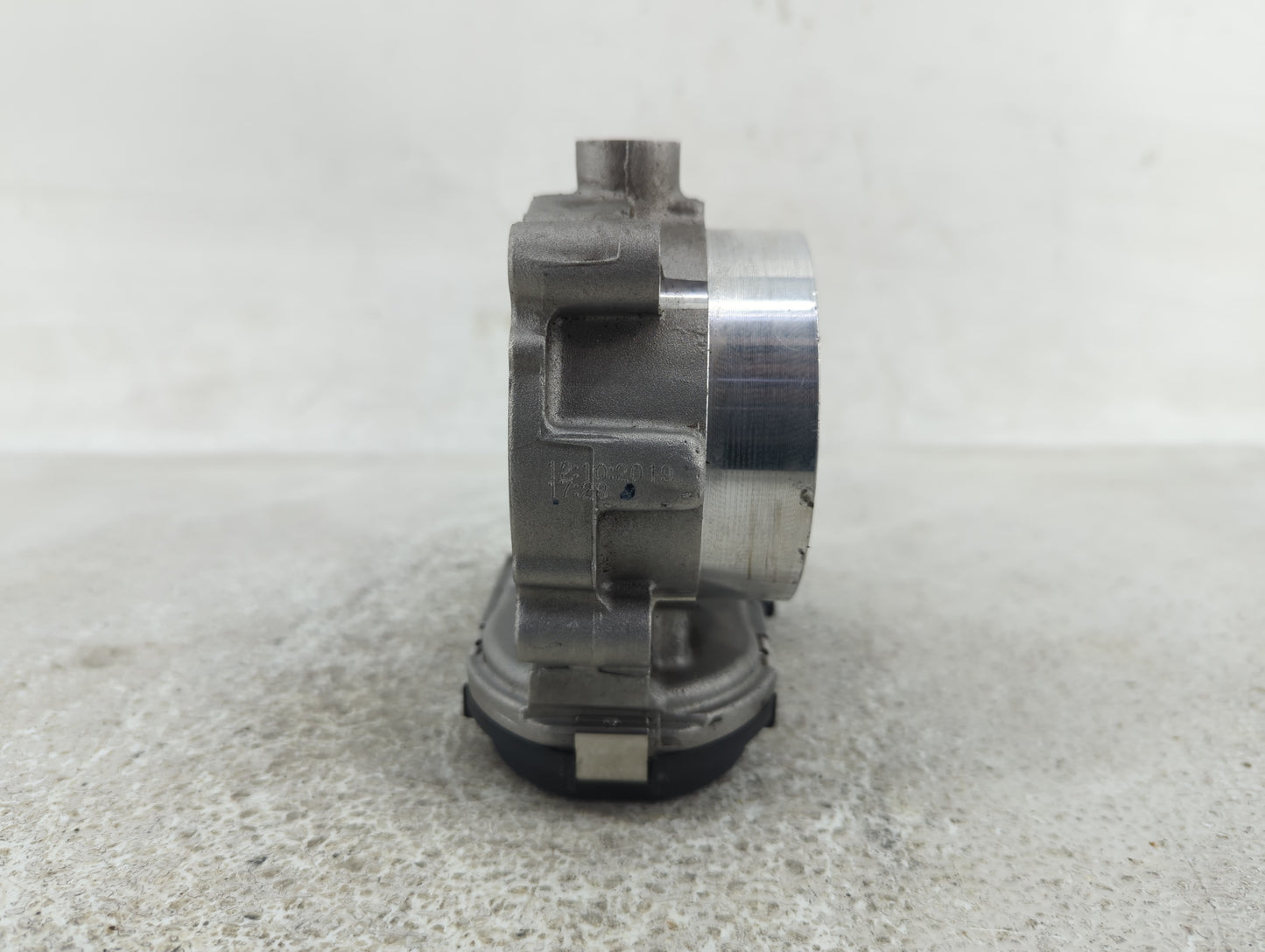 2011-2022 Chrysler 300 Throttle Body P/N:0 280 750 770 051843494AE Fits OEM Used Auto Parts - Oemusedautoparts1.com