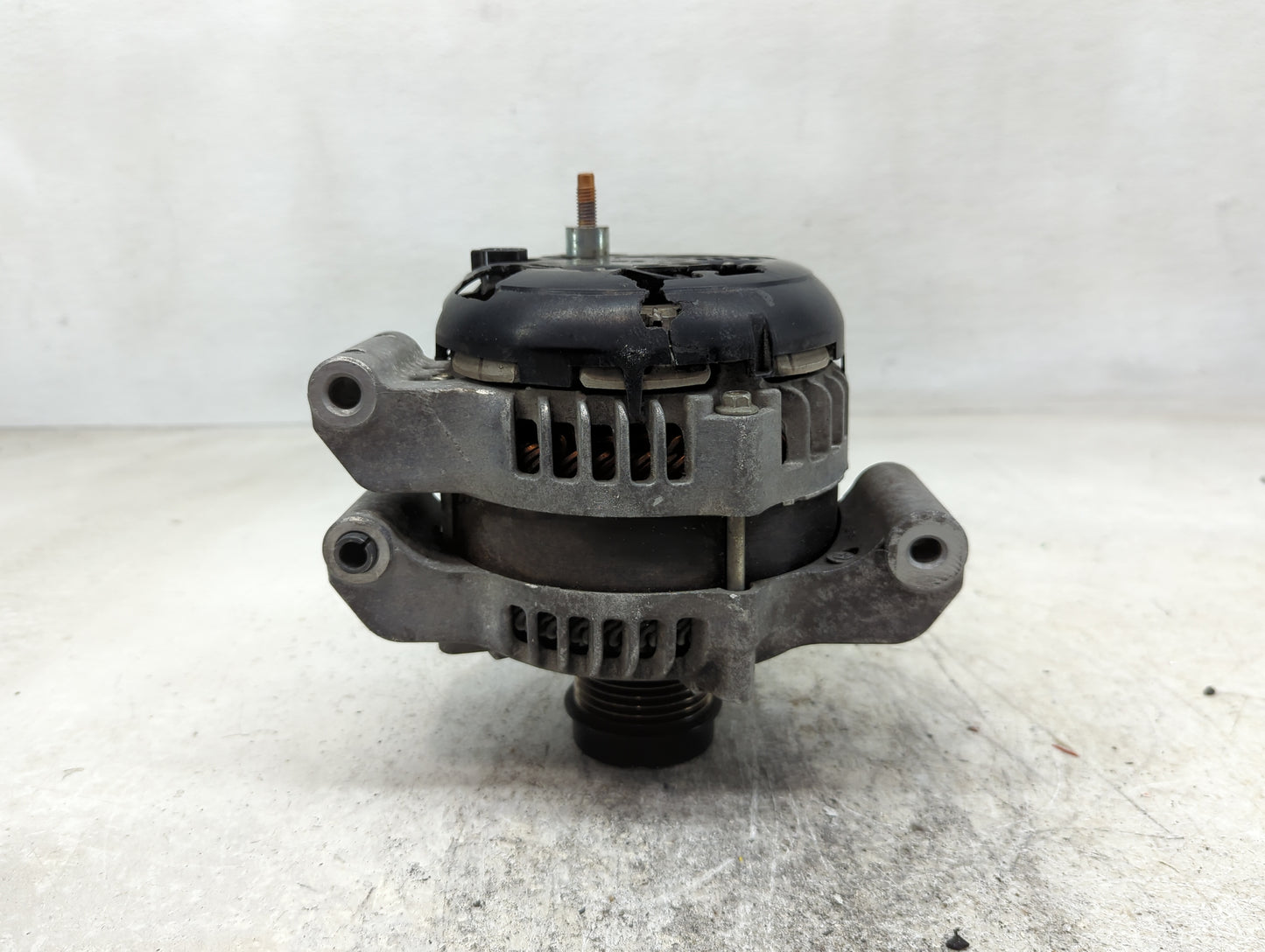 2011-2022 Chrysler 300 Alternator Replacement Generator Charging Assembly Engine OEM P/N:MX421000-7042 Fits OEM Used Auto Pa