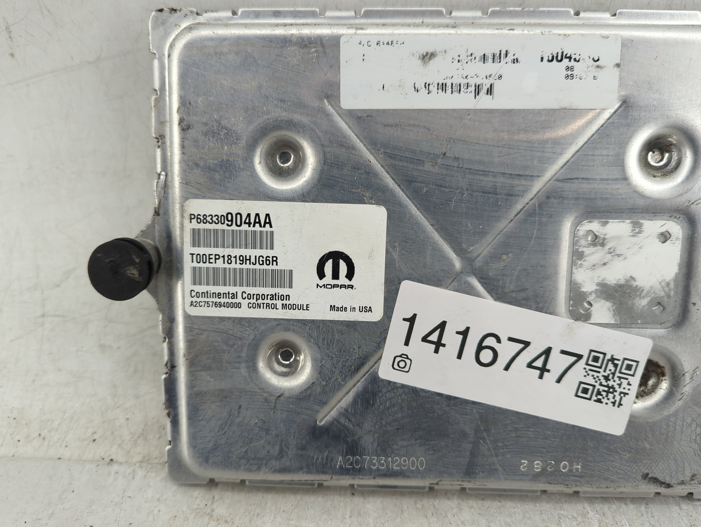 2018-2019 Chrysler 300 PCM Engine Control Computer ECU ECM PCU OEM P/N:P68330904AA Fits Fits 2018 2019 OEM Used Auto Parts -