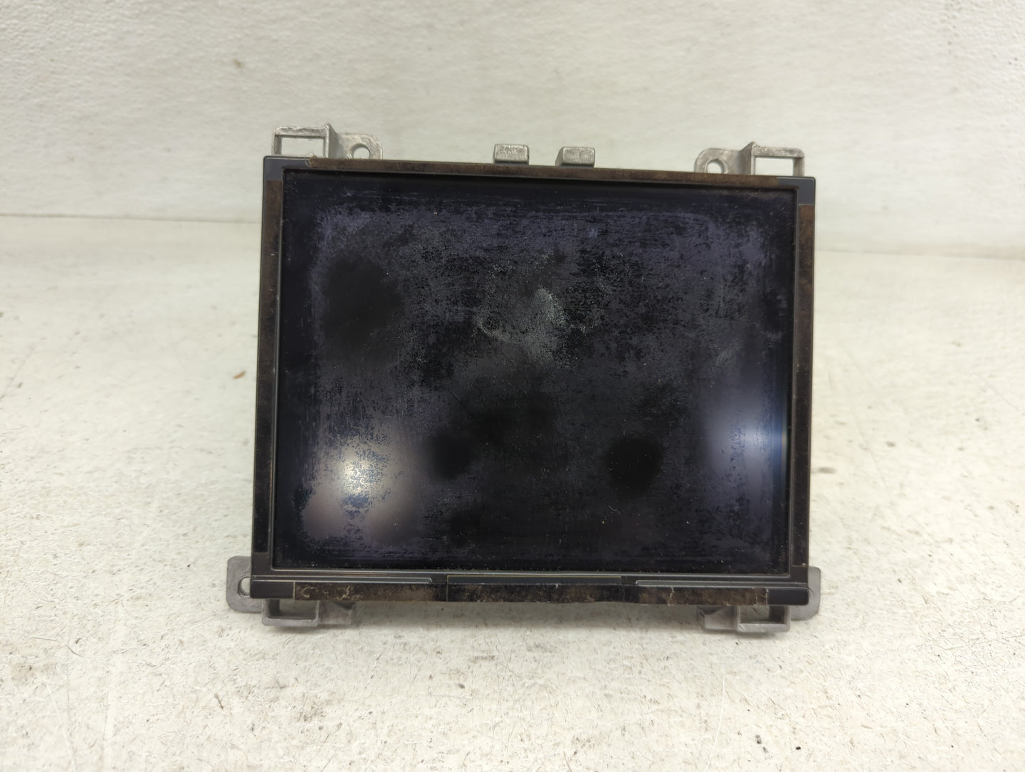 2019 Chrysler 300 Information Display Screen - Oemusedautoparts1.com