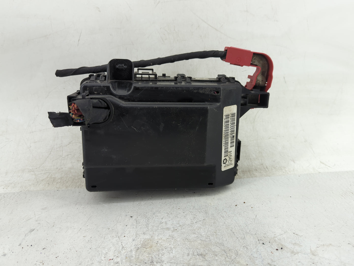 2019 Chrysler 300 Fusebox Fuse Box Panel Relay Module P/N:7171-5690-30 05269988AA, 04727370AA, 68384817 Fits OEM Used Auto P