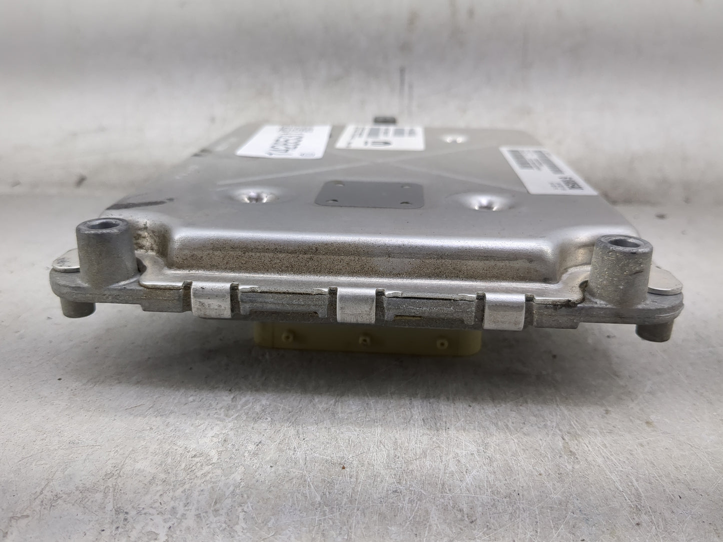 2018-2019 Chrysler 300 PCM Engine Control Computer ECU ECM PCU OEM P/N:P68330904AA Fits Fits 2018 2019 OEM Used Auto Parts -