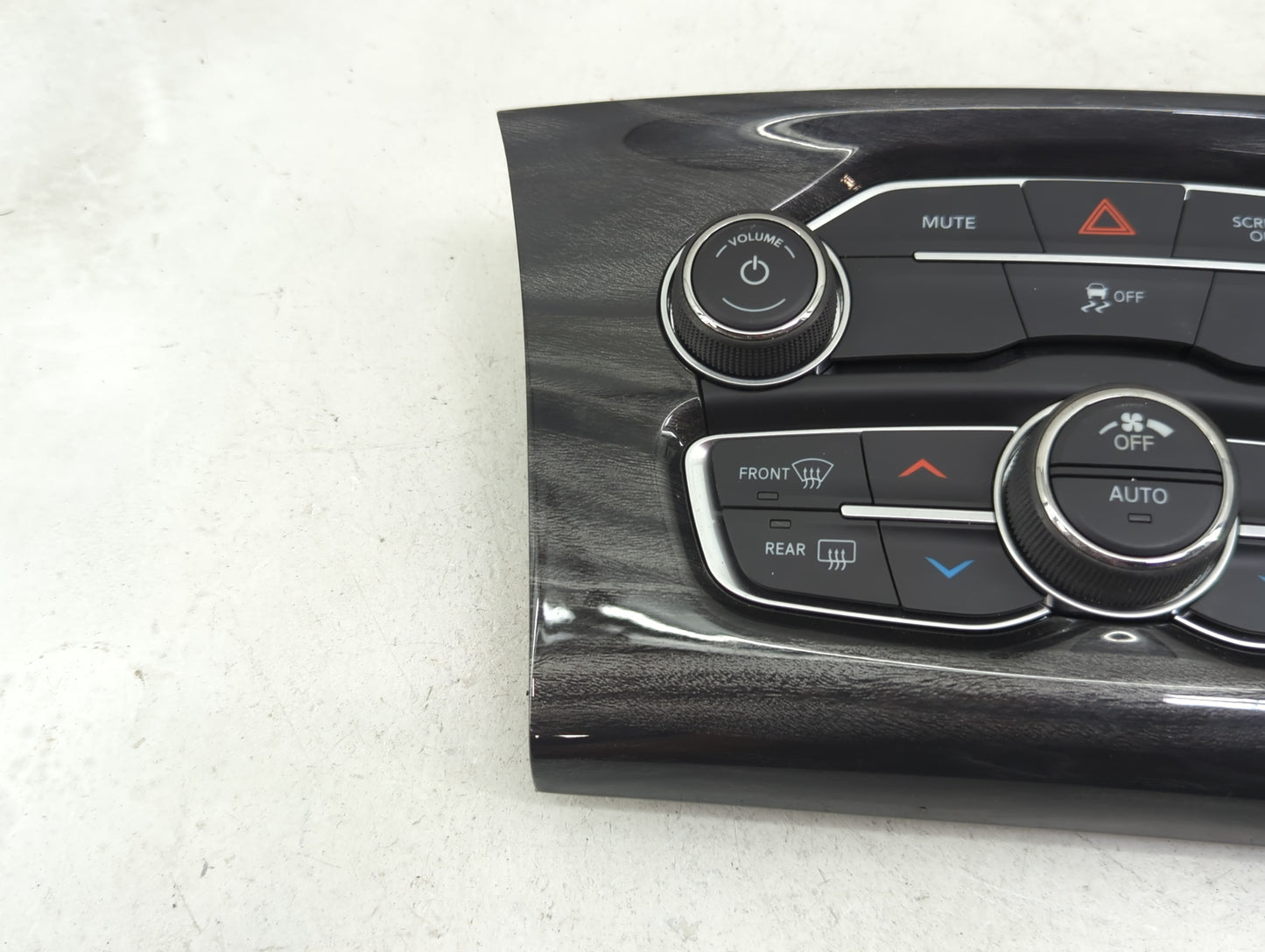 2017-2022 Chrysler 300 Climate Control Module Temperature AC/Heater Replacement P/N:P68293628AD 73550093 Fits OEM Used Auto 