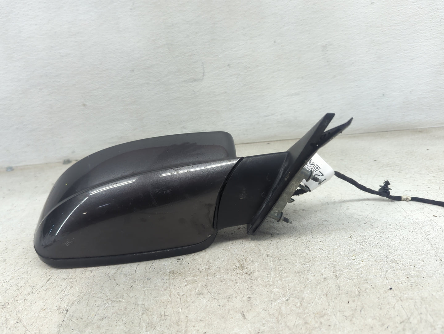 2015-2022 Chrysler 300 Passenger Side View Mirror - Right Door Mirror OEM Used - Oemusedautoparts1.com