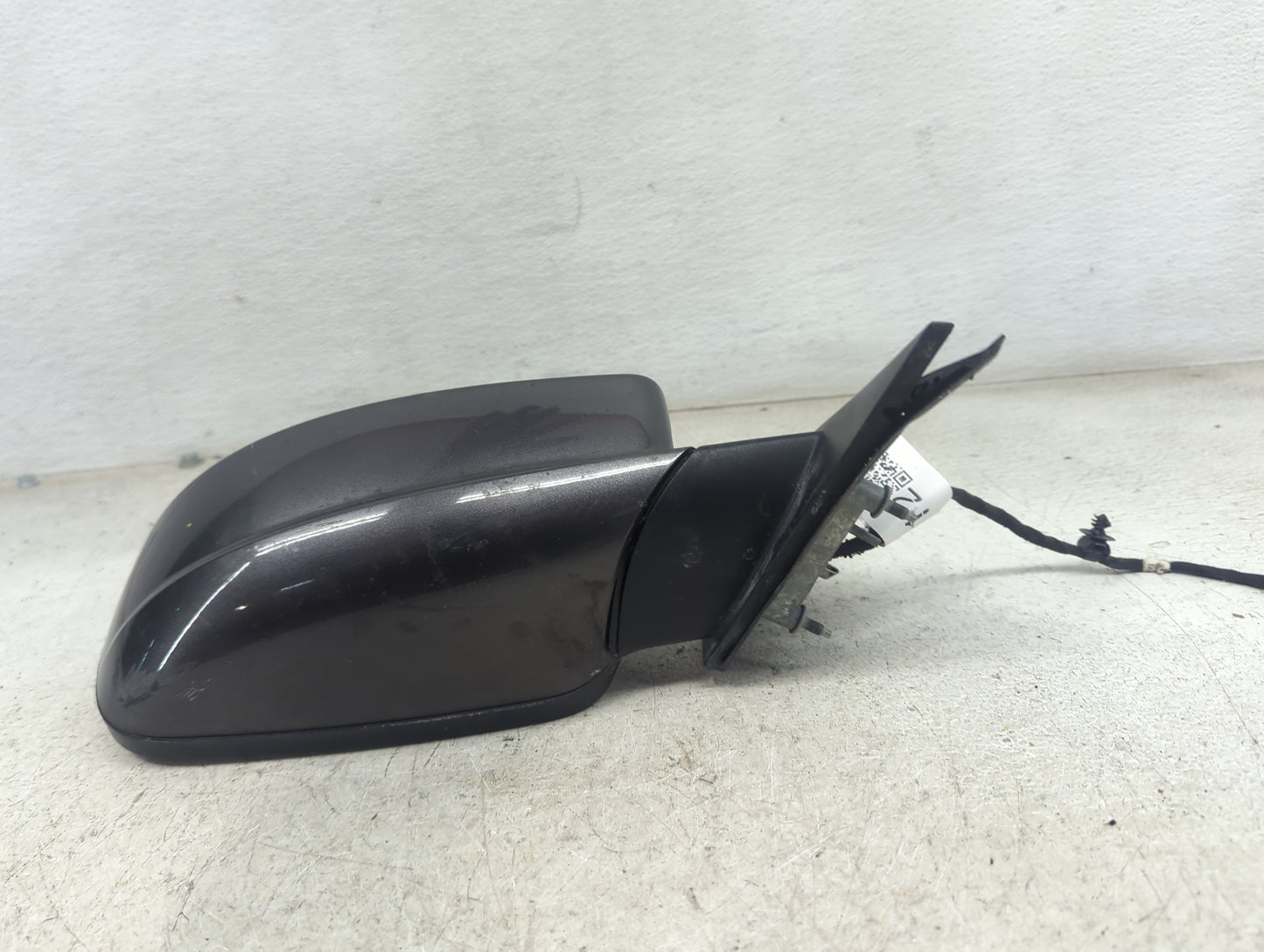 2015-2022 Chrysler 300 Passenger Side View Mirror - Right Door Mirror OEM Used - Oemusedautoparts1.com