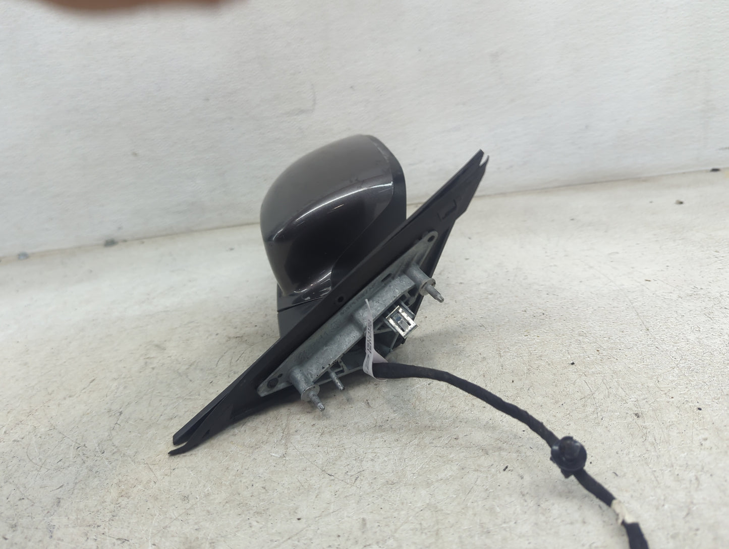 2015-2022 Chrysler 300 Passenger Side View Mirror - Right Door Mirror OEM Used - Oemusedautoparts1.com