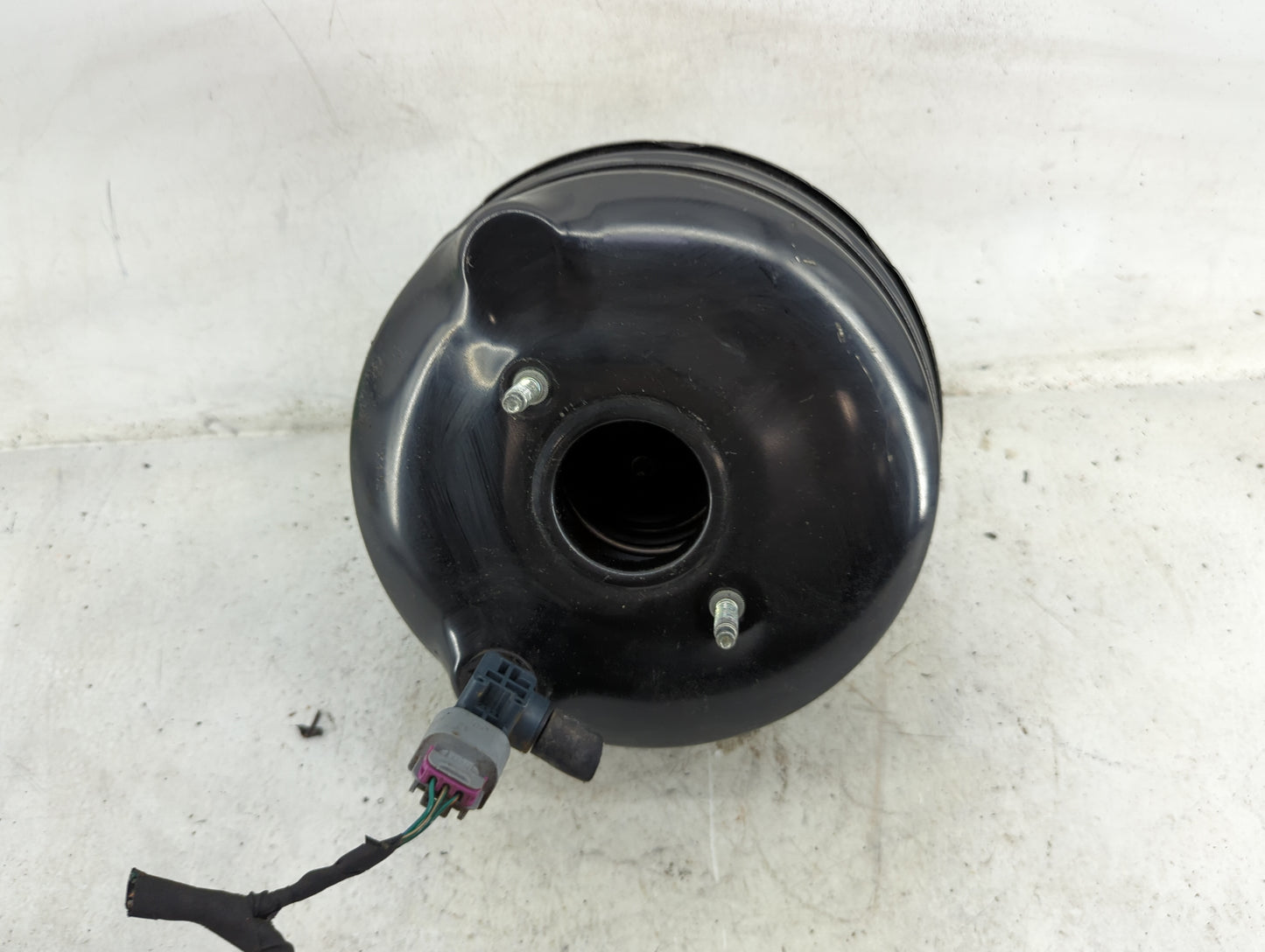 2011-2022 Chrysler 300 Power Brake Booster Oem 1490375 - Oemusedautoparts1.com