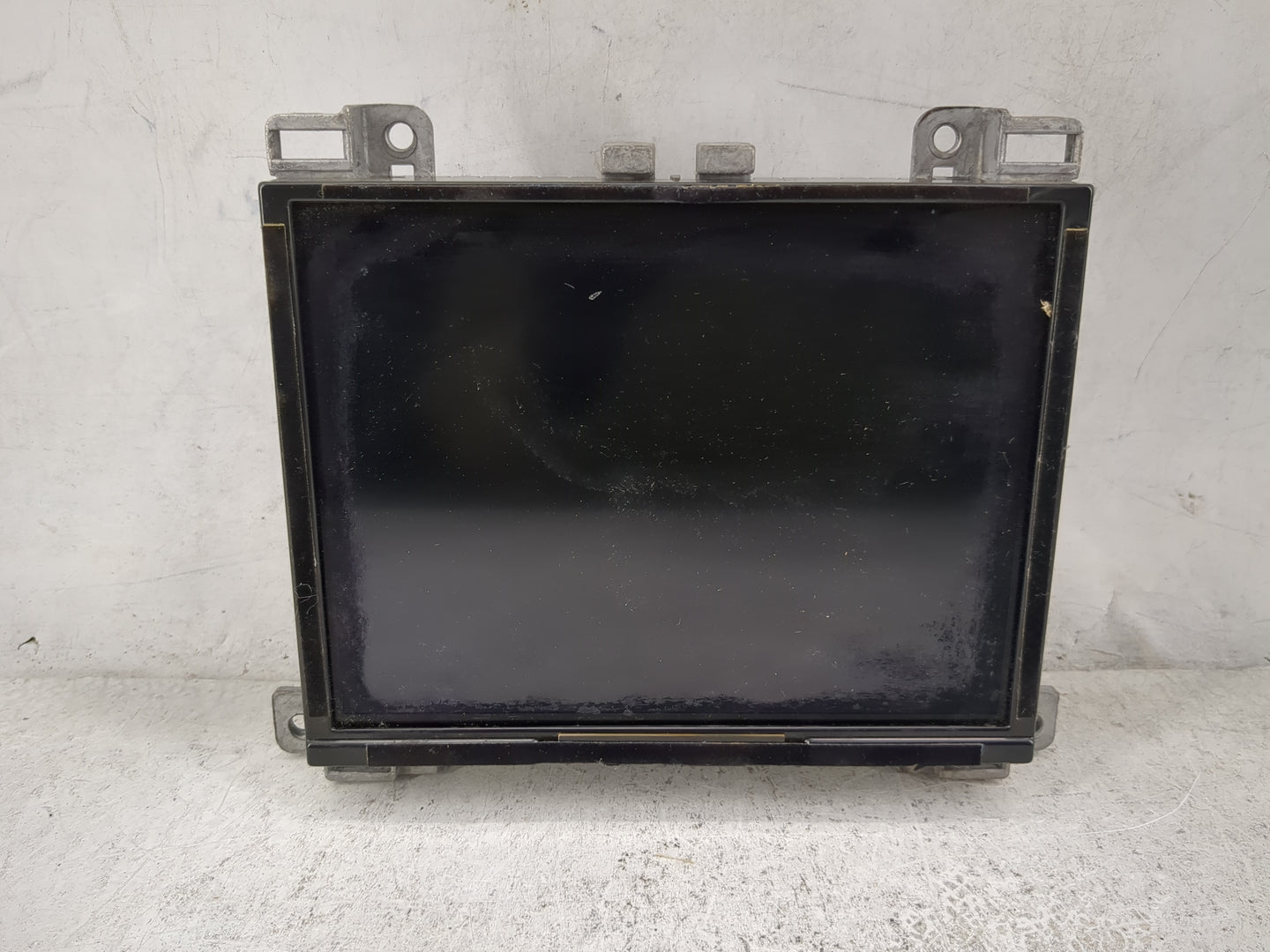2019 Chrysler 300 Radio AM FM Cd Player Receiver Replacement P/N:68396538AC Fits OEM Used Auto Parts - Oemusedautoparts1.com