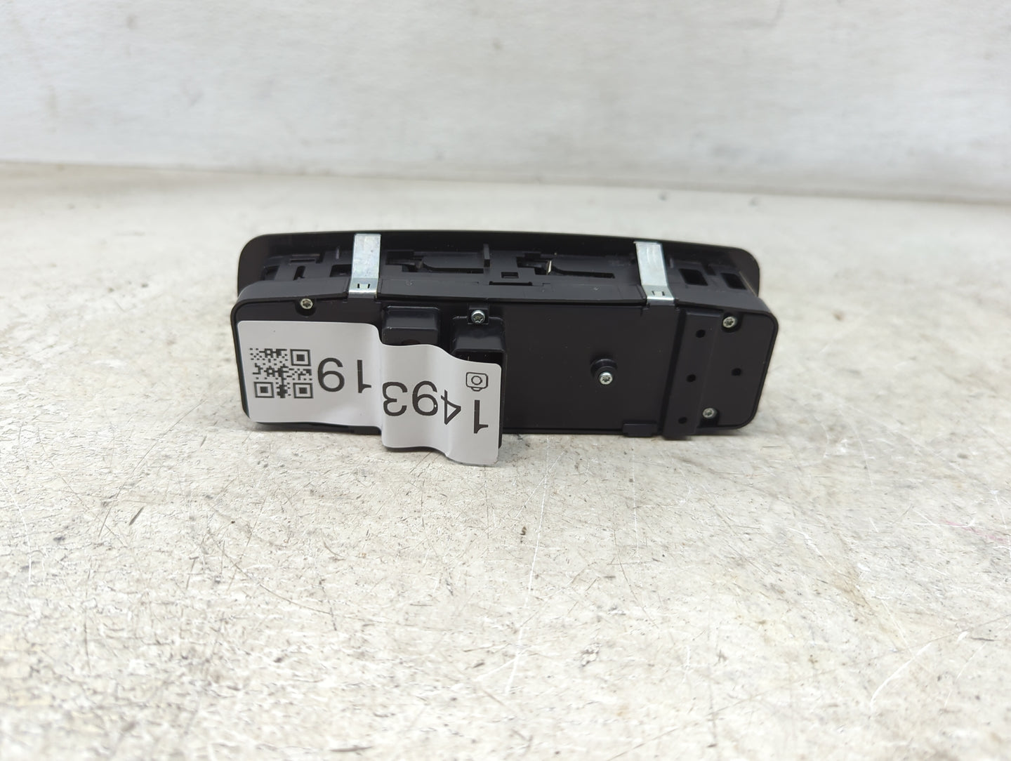 2015-2019 Chrysler 300 Master Power Window Switch Replacement Driver Side Left P/N:68262253AC 10123689 Fits OEM Used Auto Pa